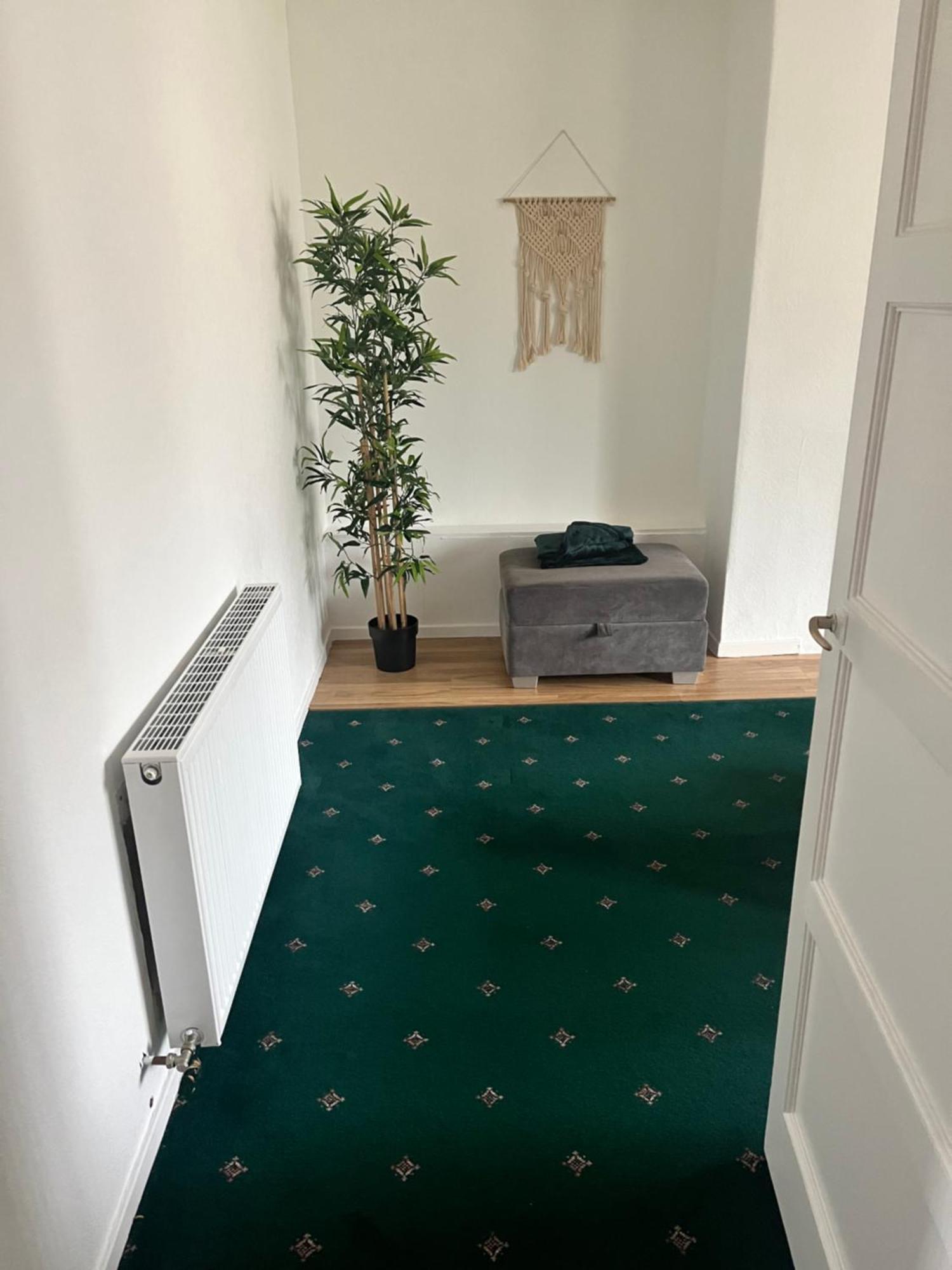 M&M Apartment In Единбург Екстериор снимка