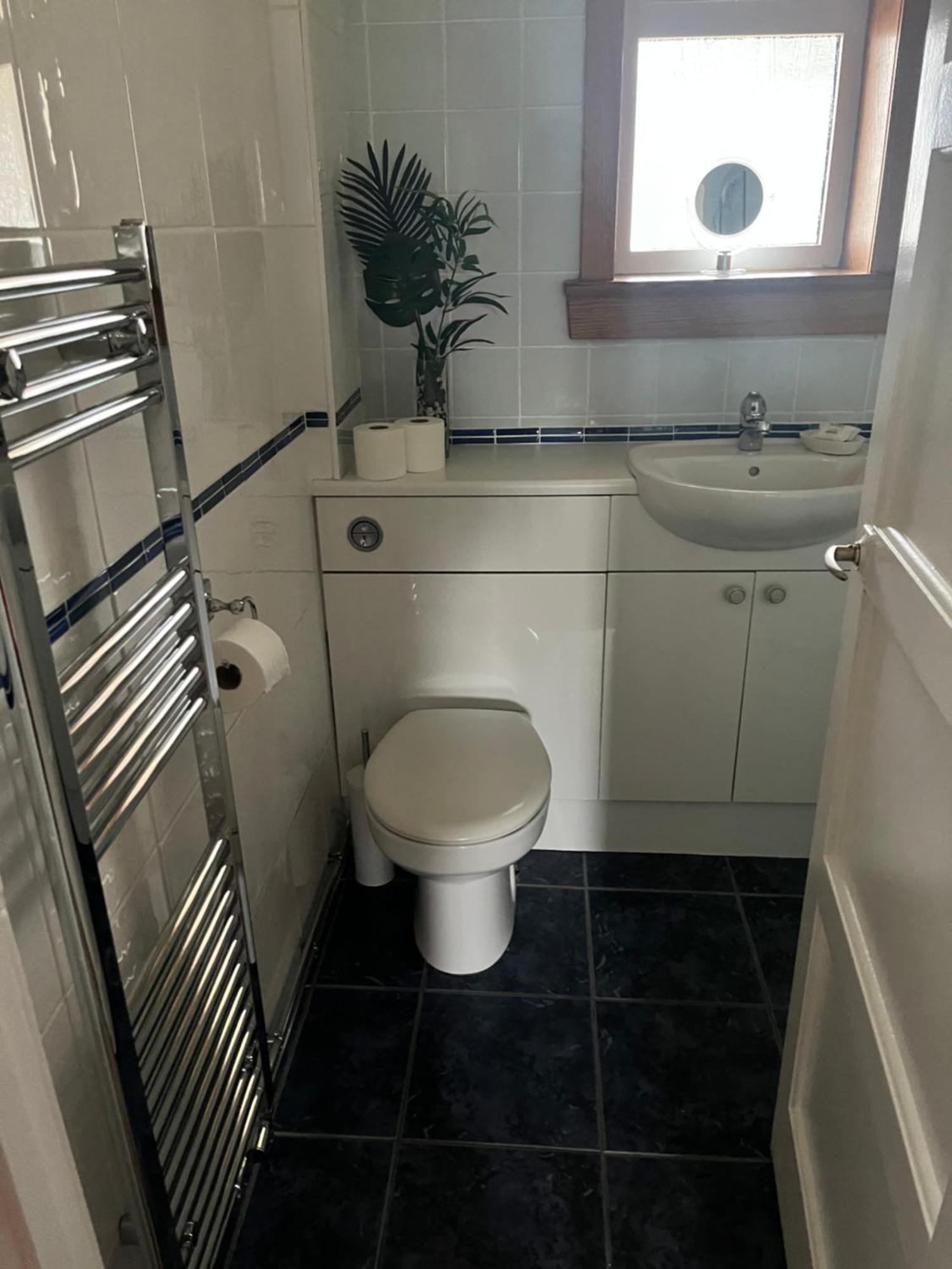 M&M Apartment In Единбург Екстериор снимка